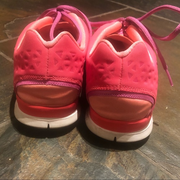 Nike Running Shoes - Picture 5 of 5